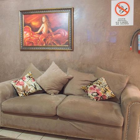 Hotel Del Centro Ciudad Obregón エクステリア 写真